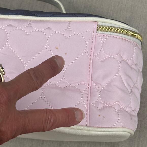 BETSEY JOHNSON  Quilted Heart Zippered  Makeup Case/Train case with handle - Picture 10 of 15